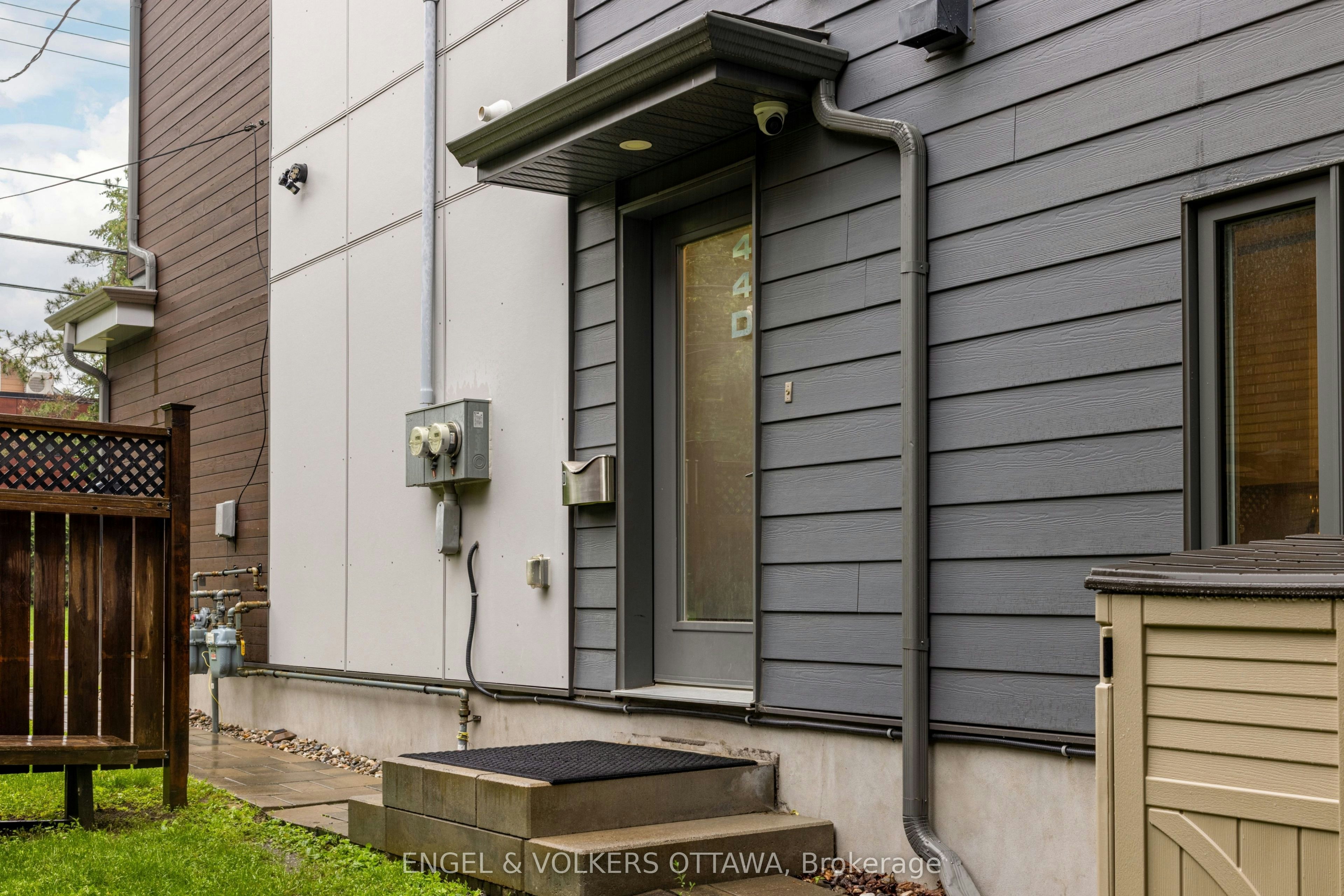 D-44 Byron Avenue, Ottawa, ON, K1Y 3J1 - 4