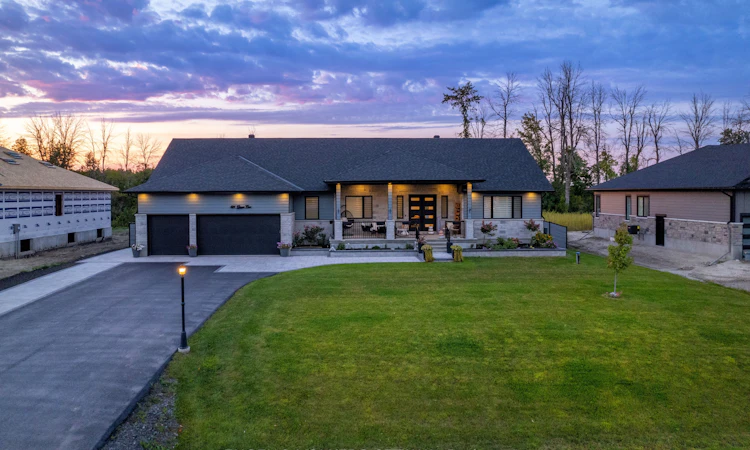 424 Ginger Crescent