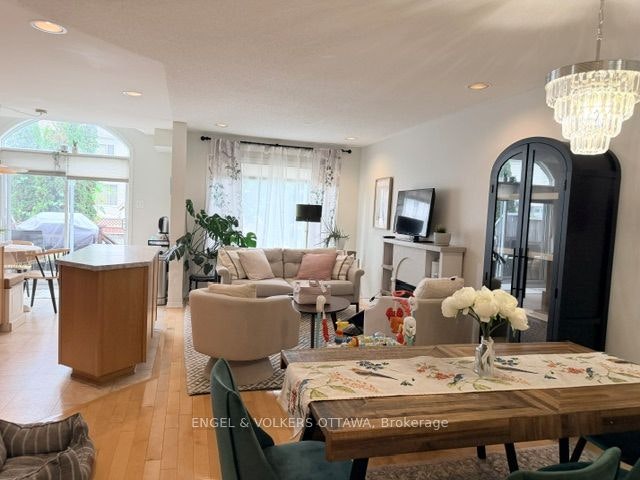 124 Landover Crescent, Ottawa, ON, K2M 2W2 - 11