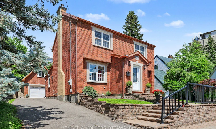 101 Ivy Crescent