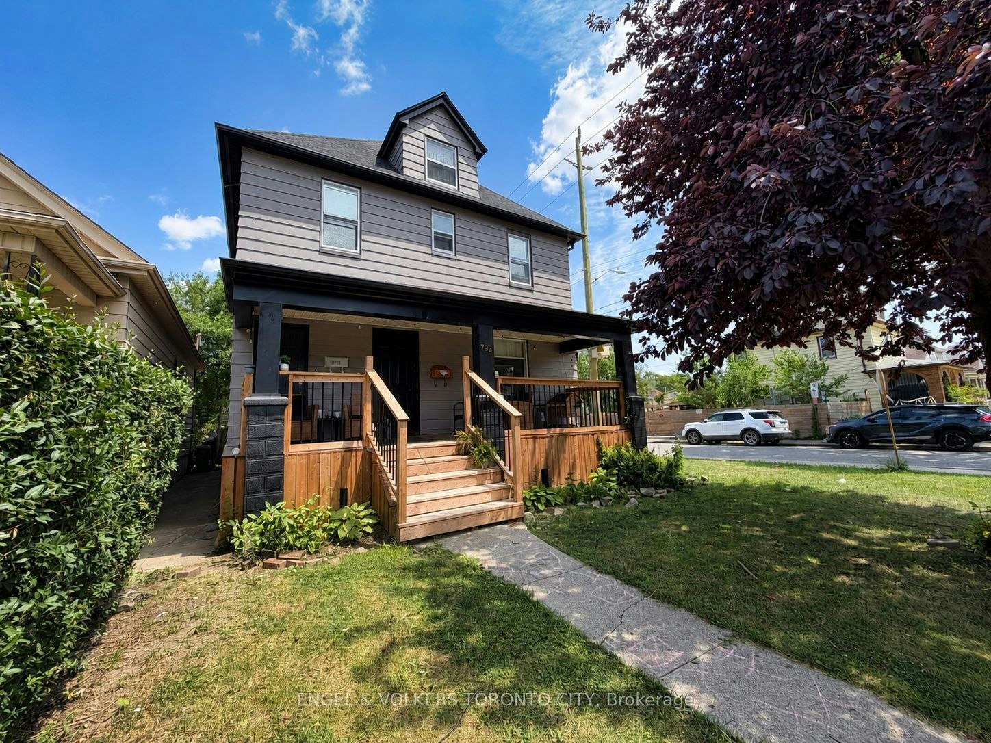 792 Pierre Avenue, Windsor, ON, N9A 2K5