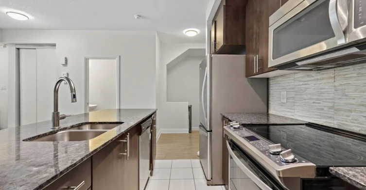 88 Holmwood Avenue, Ottawa, ON, K1S 2P1 - 8