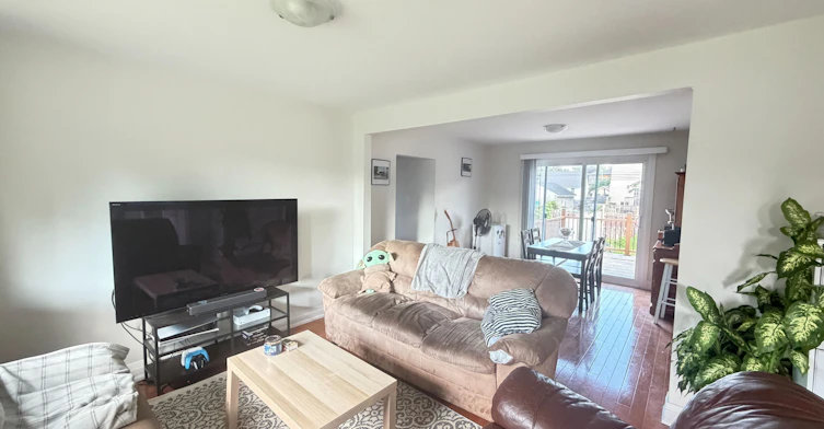 44 Granton Avenue, Ottawa, ON, K2G 1W8 - 6