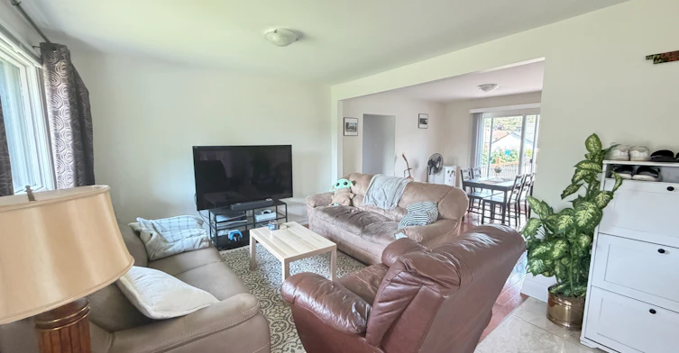 44 Granton Avenue, Ottawa, ON, K2G 1W8 - 5