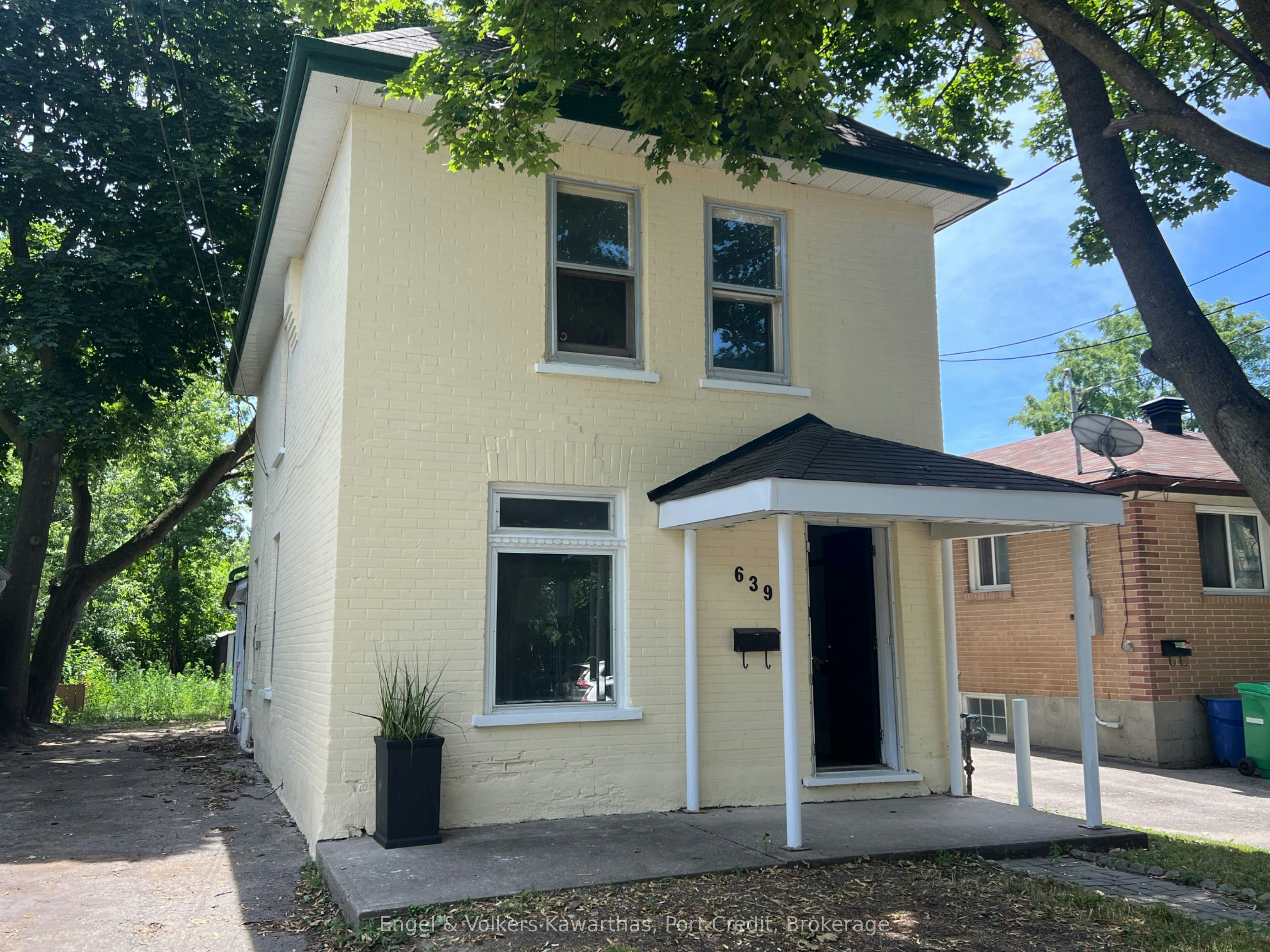 639 Brown Street, Peterborough, ON, K9J 4K6