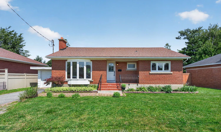 2439 Alta Vista Drive