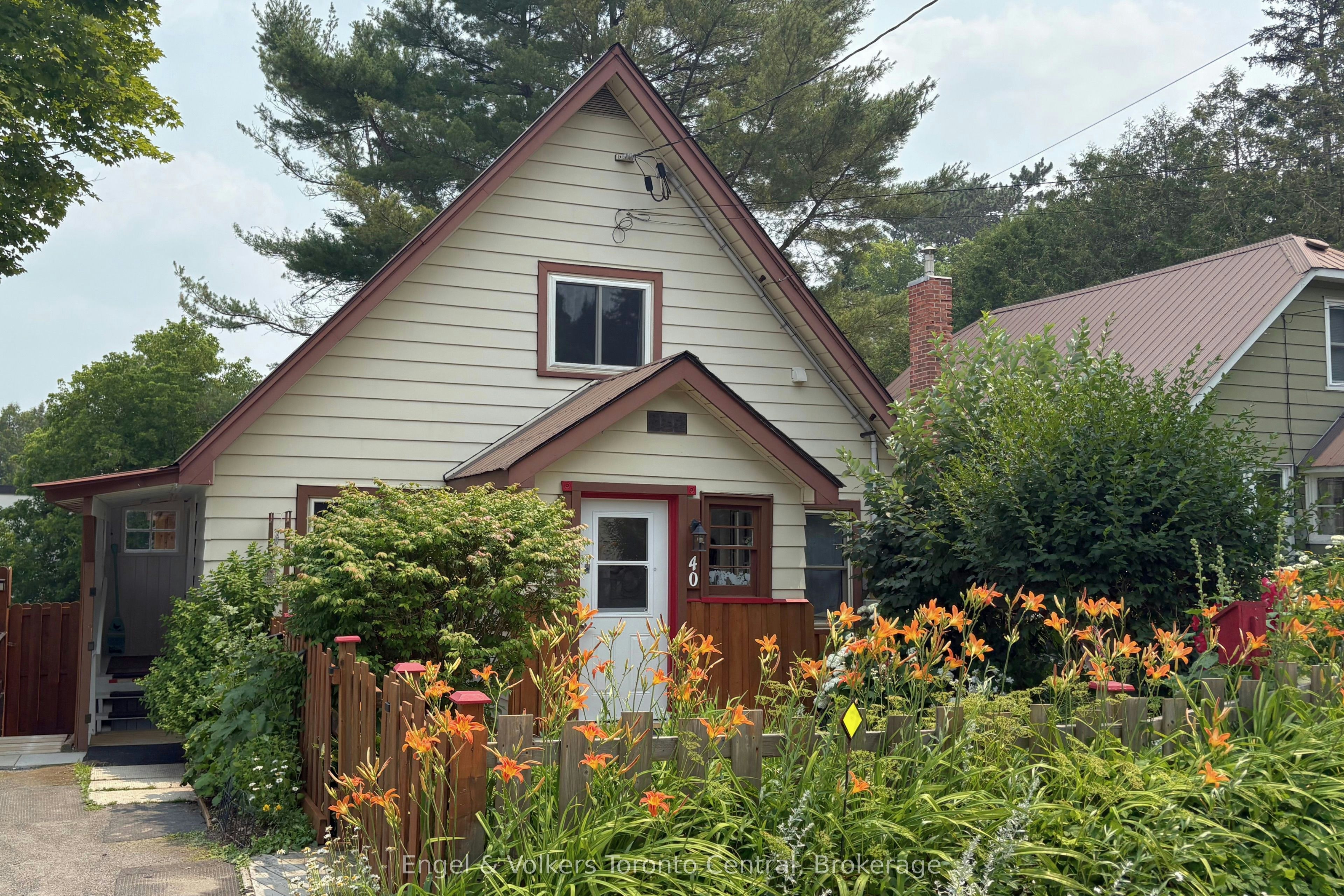 40 West Street S, Huntsville, ON, P1H 1P6