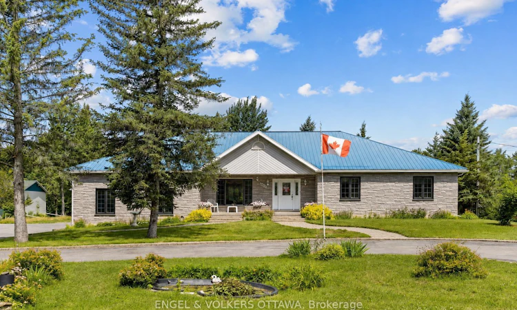 3805 Big Rideau Lake Road