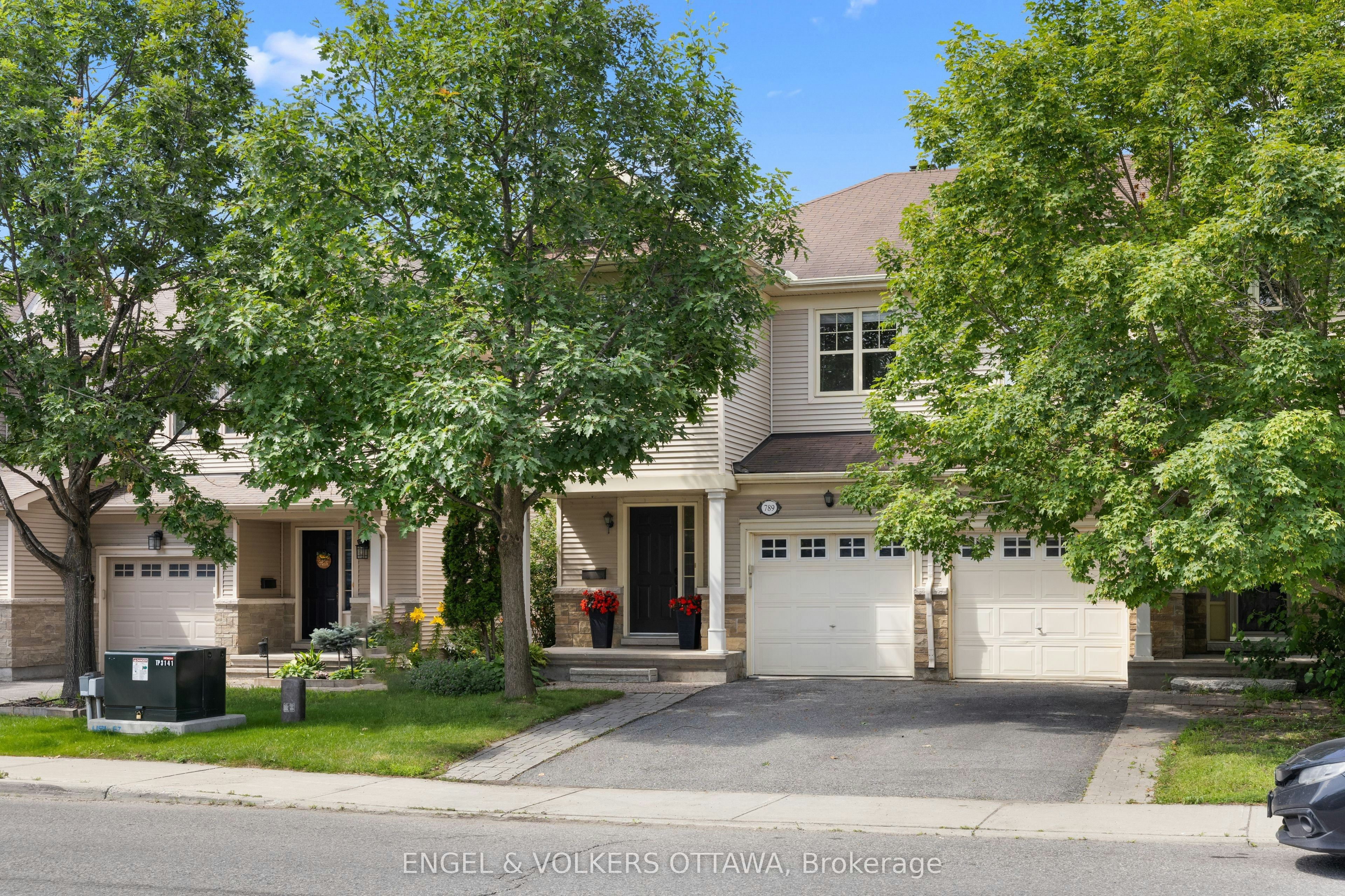 789 Cobble Hill Drive, Ottawa, ON, K2J 0C4