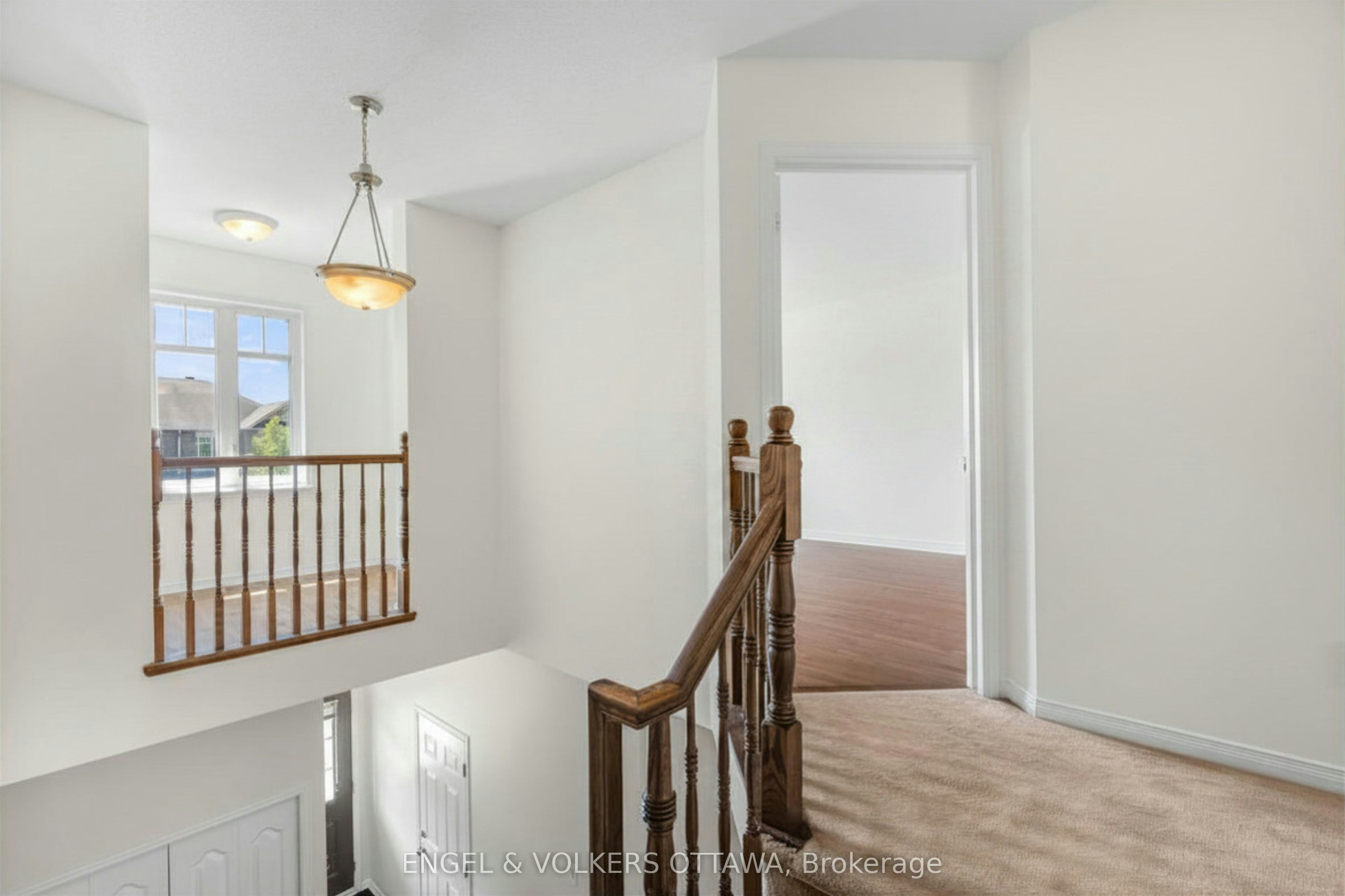 729 Nakina Way, Ottawa, ON, K1V 2H9 - 24
