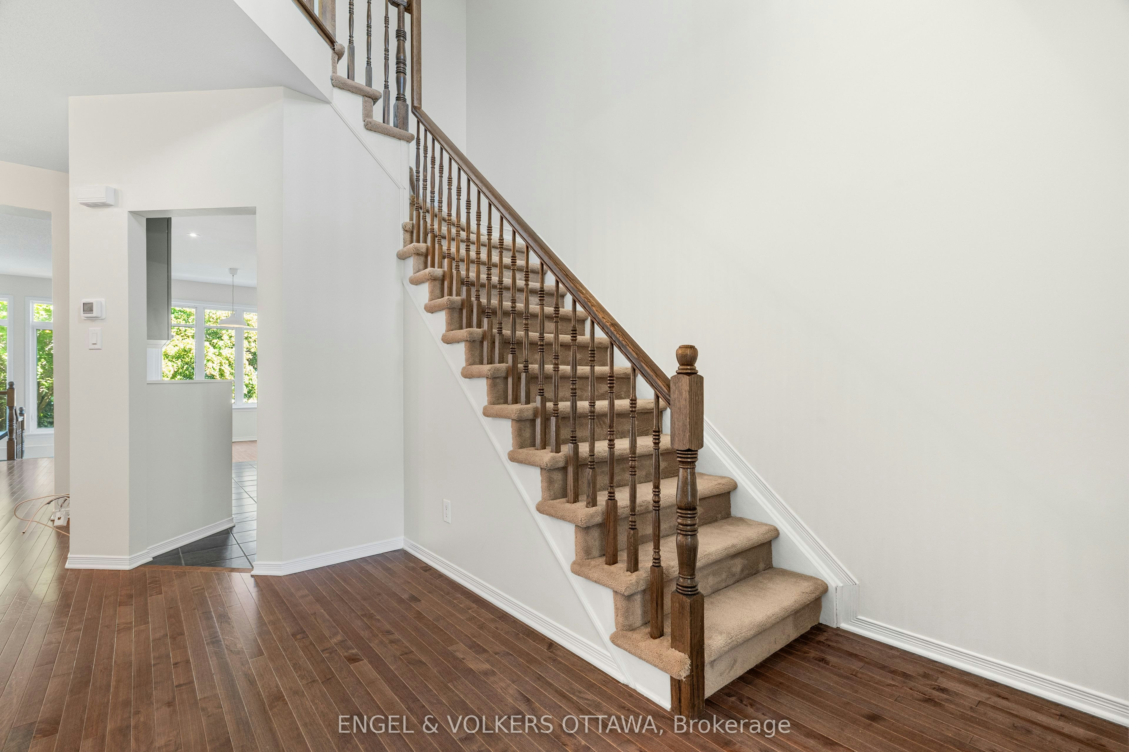 729 Nakina Way, Ottawa, ON, K1V 2H9 - 22