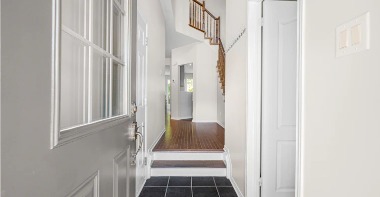 729 Nakina Way, Ottawa, ON, K1V 2H9 - 3