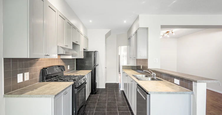 729 Nakina Way, Ottawa, ON, K1V 2H9 - 17