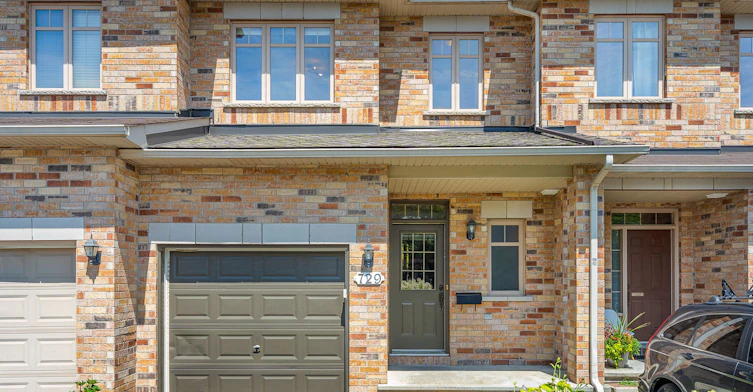 729 Nakina Way, Ottawa, ON, K1V 2H9