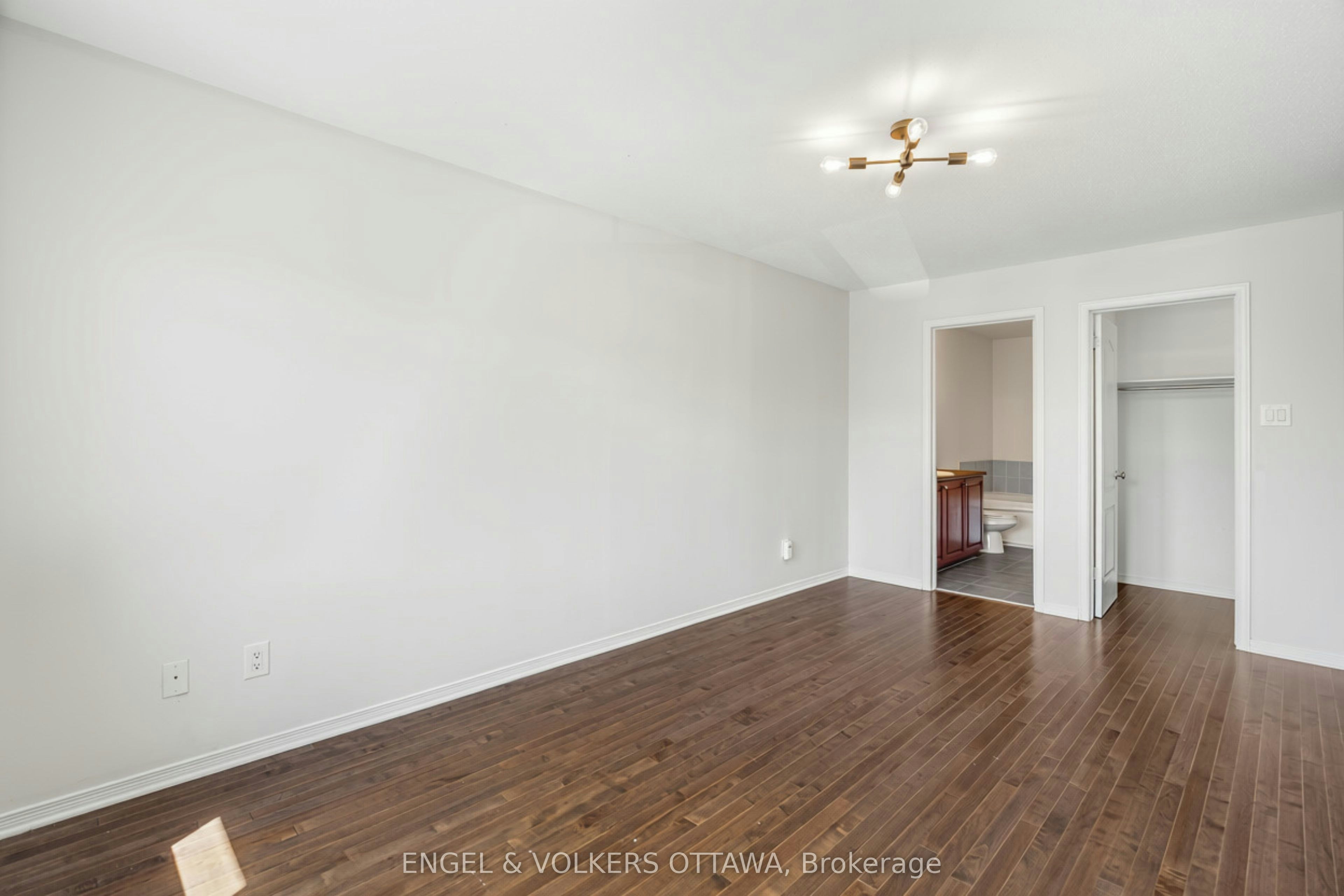 729 Nakina Way, Ottawa, ON, K1V 2H9 - 27