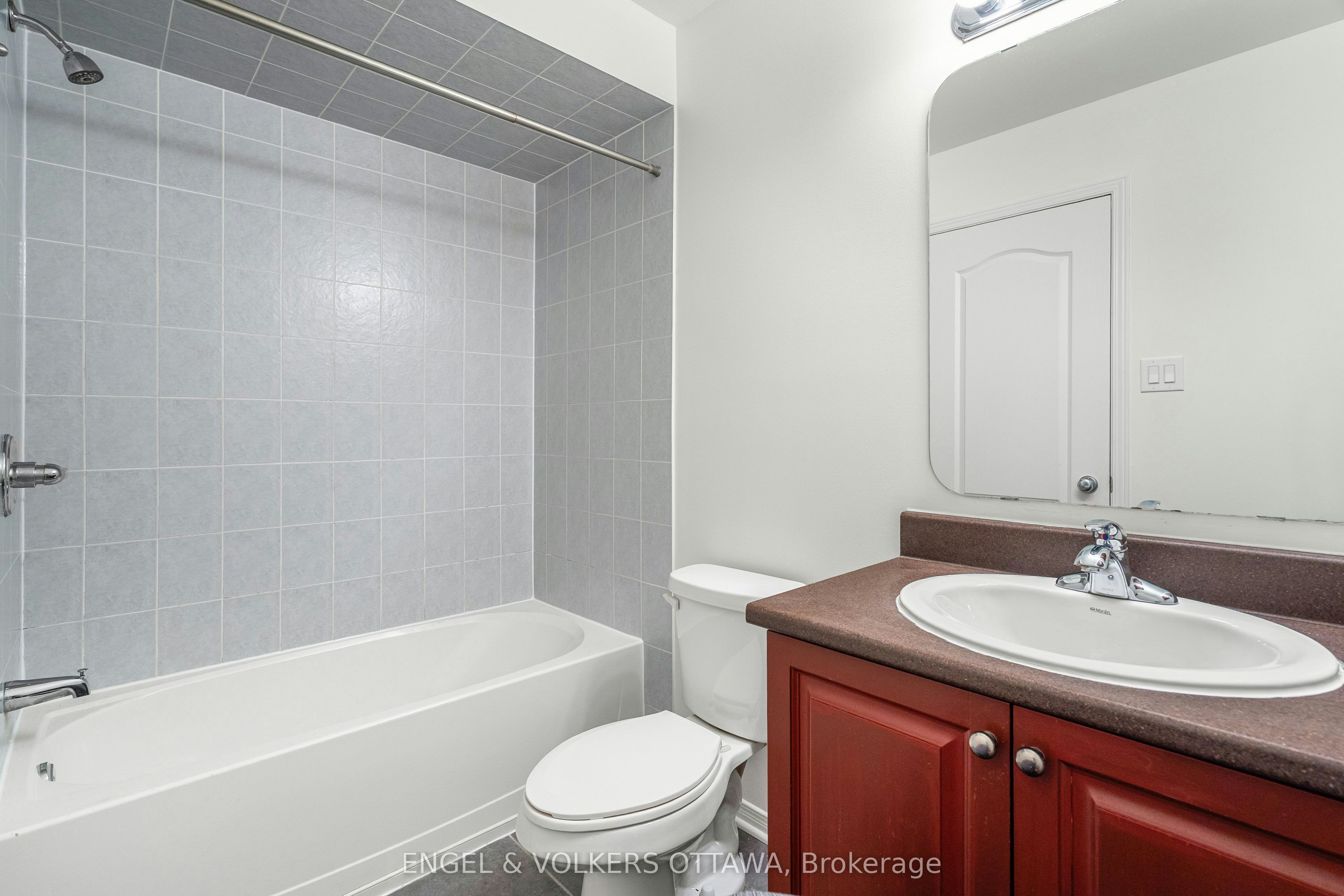 729 Nakina Way, Ottawa, ON, K1V 2H9 - 38