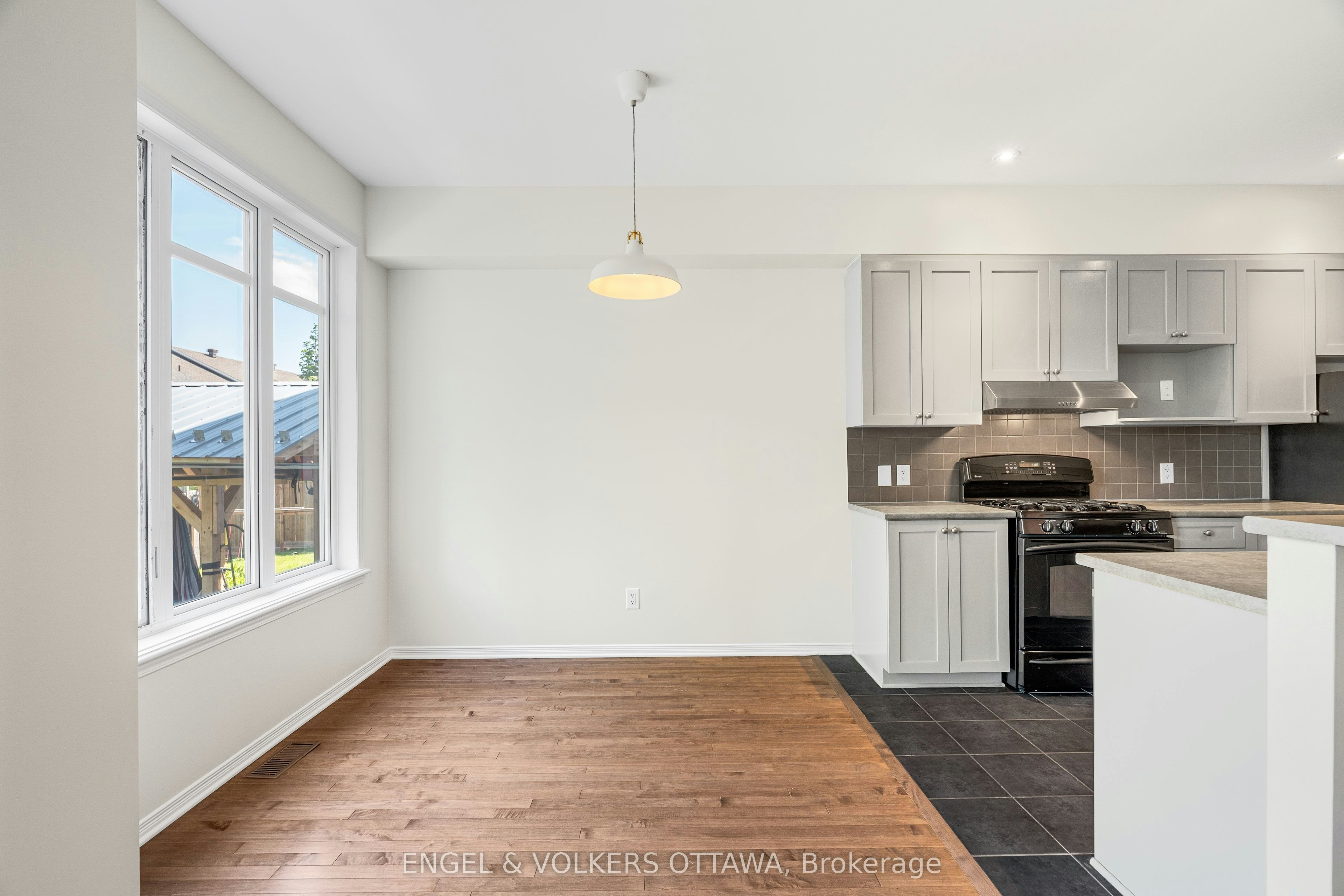 729 Nakina Way, Ottawa, ON, K1V 2H9 - 15