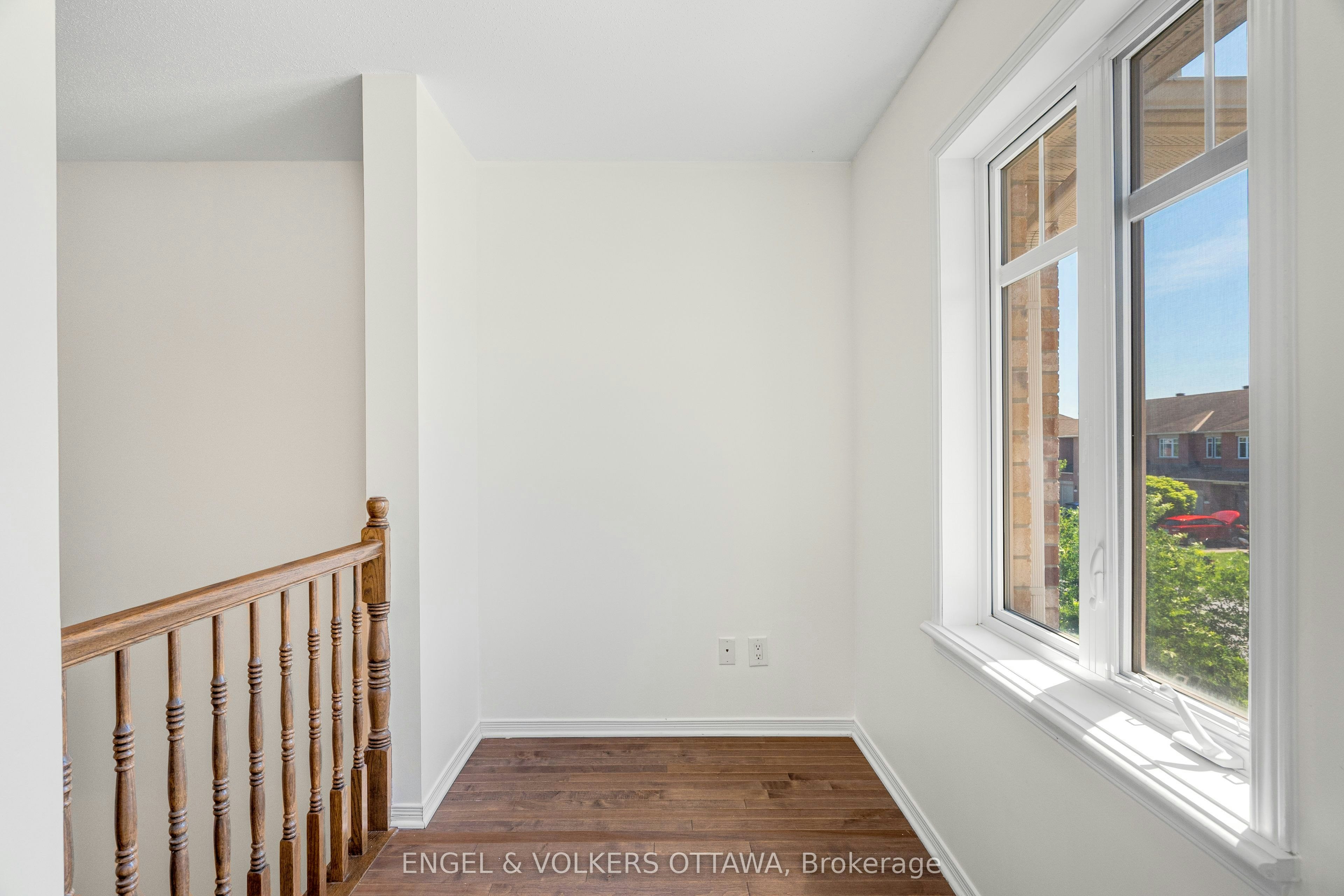 729 Nakina Way, Ottawa, ON, K1V 2H9 - 32