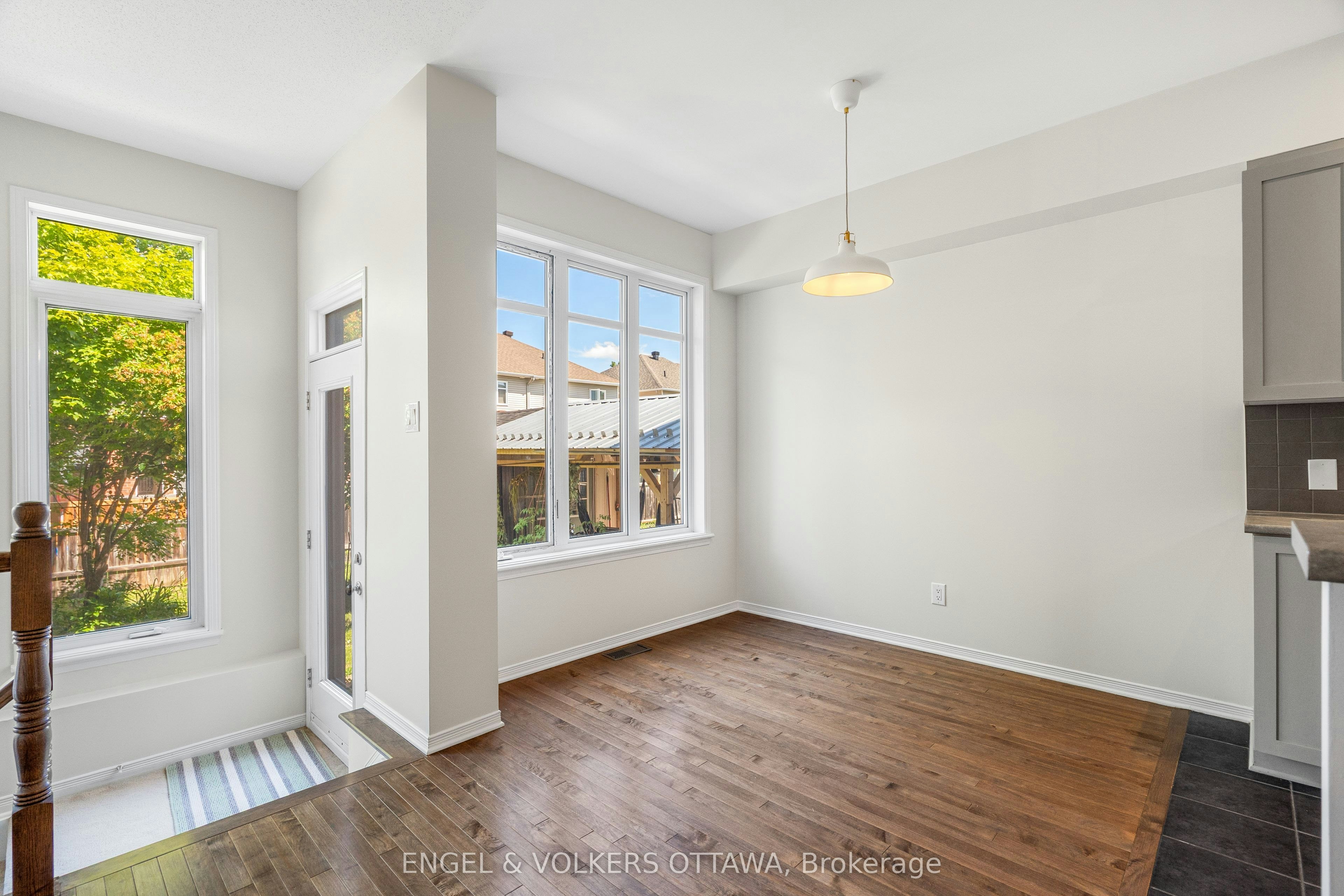 729 Nakina Way, Ottawa, ON, K1V 2H9 - 14