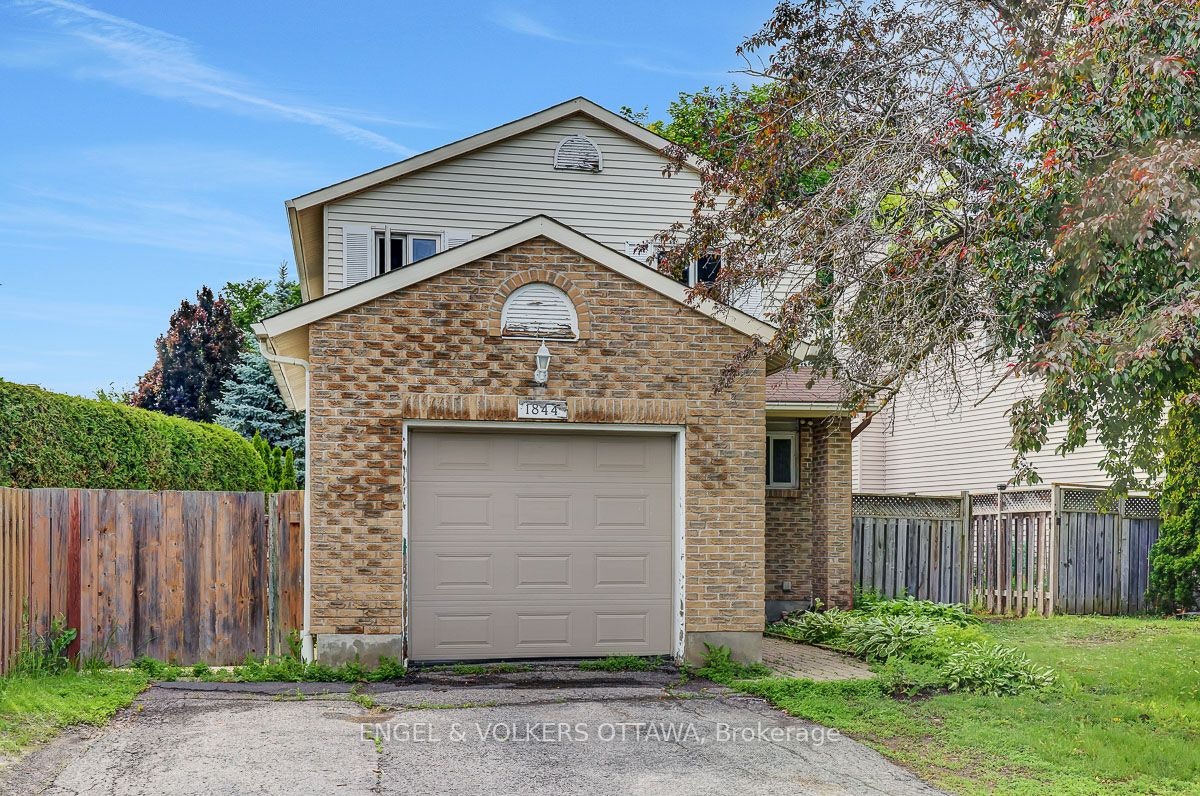 1844 Prestwick Drive, Ottawa, ON, K1E 2T3