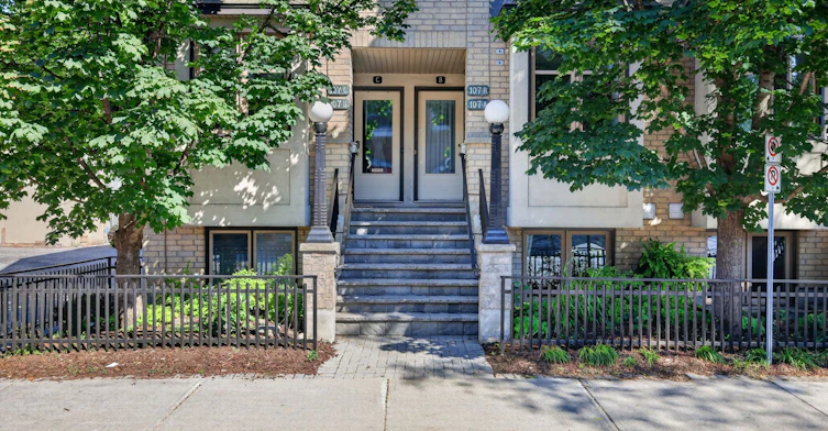 107 A Third Avenue, Ottawa, ON, K1S 2J7 - 3