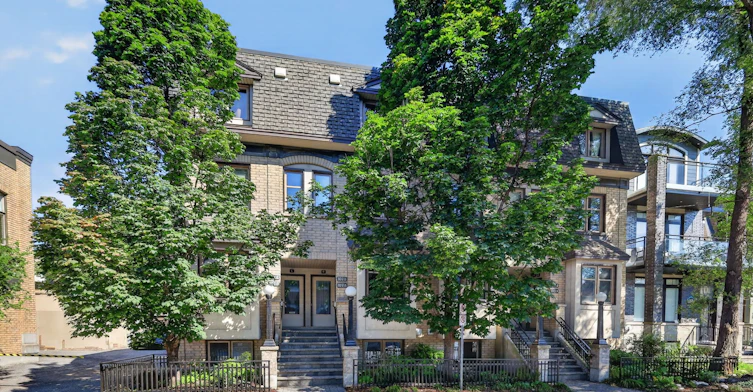 107 A Third Avenue, Ottawa, ON, K1S 2J7