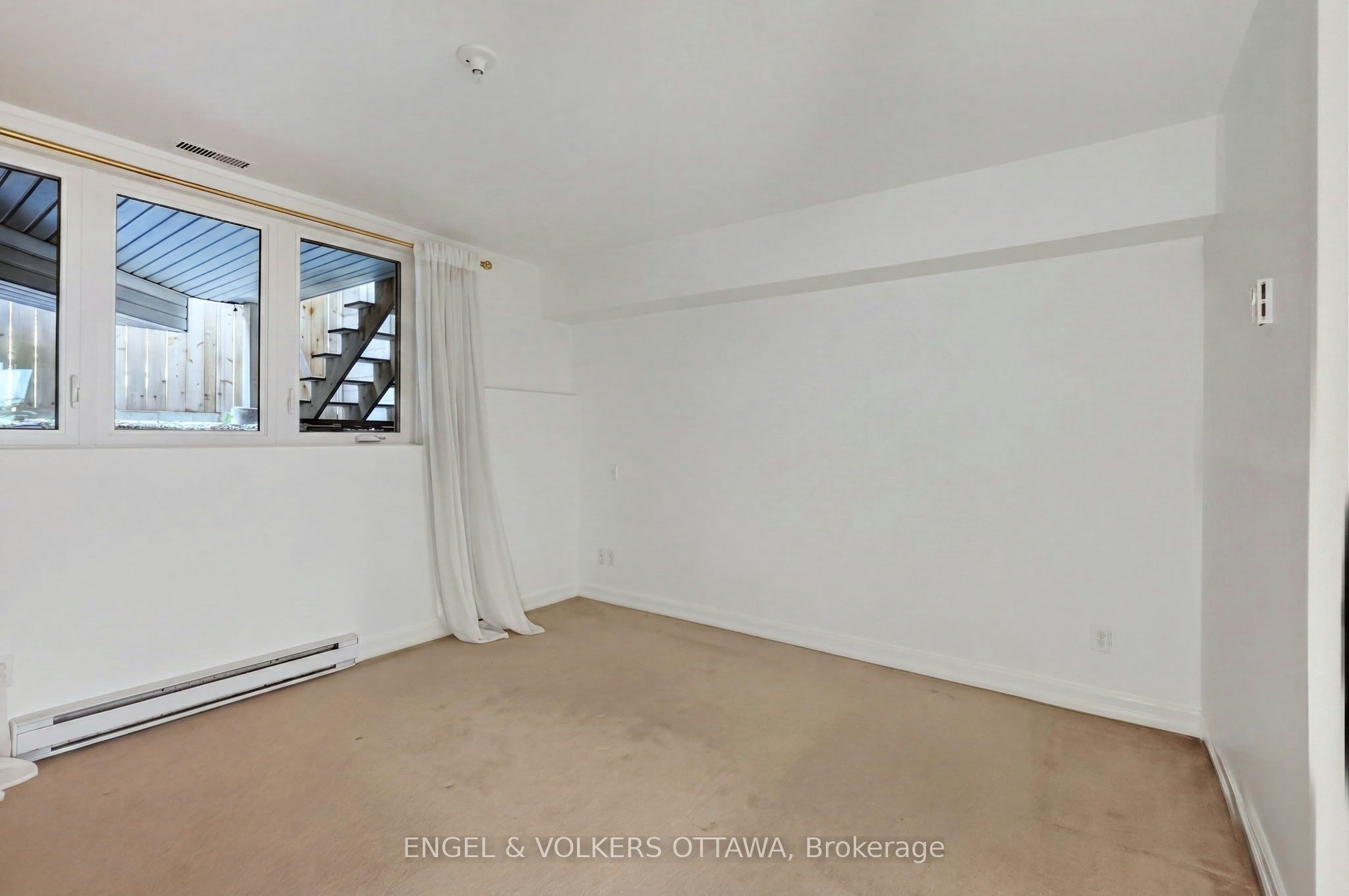 107 A Third Avenue, Ottawa, ON, K1S 2J7 - 23