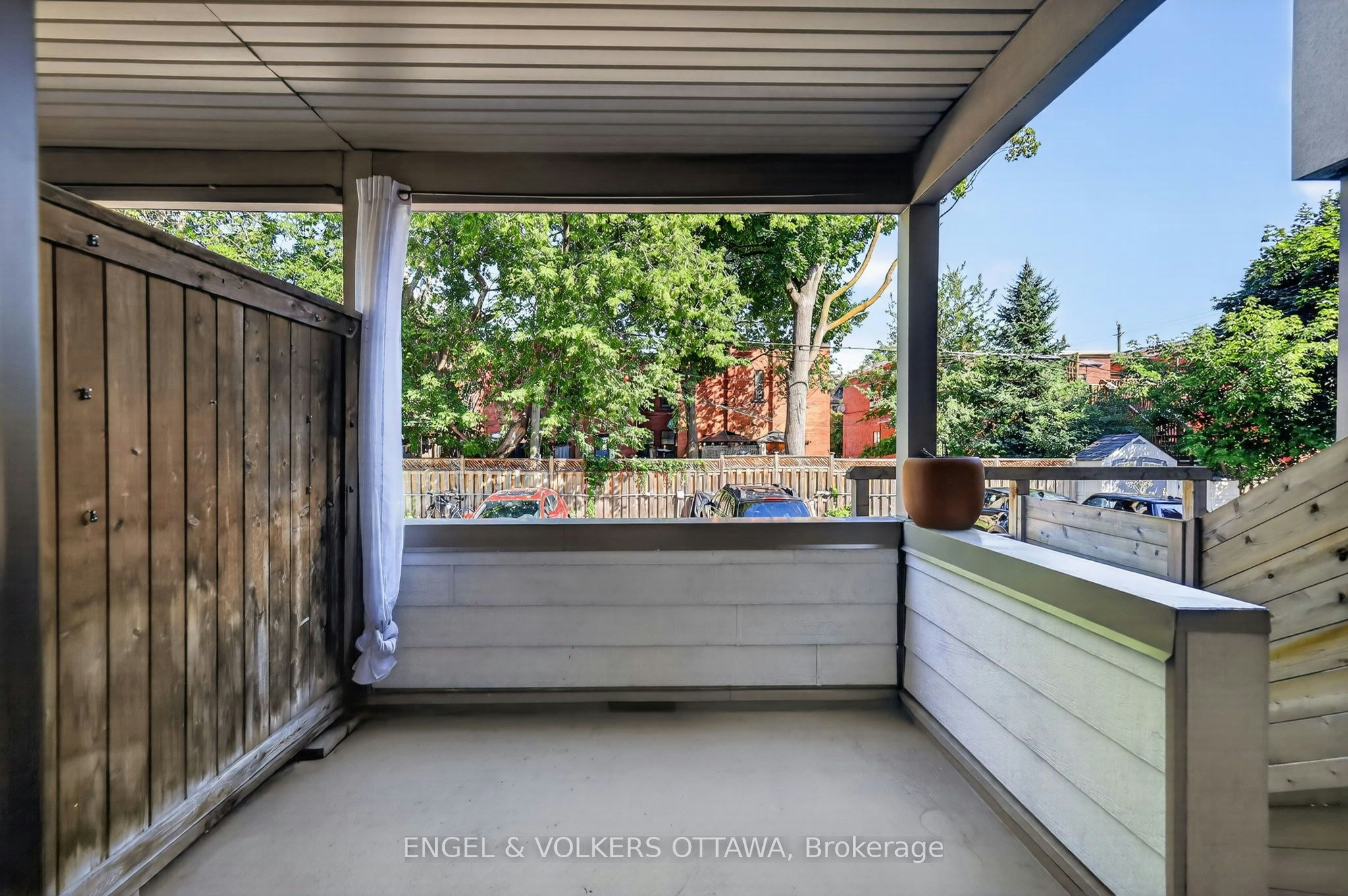 107 A Third Avenue, Ottawa, ON, K1S 2J7 - 32
