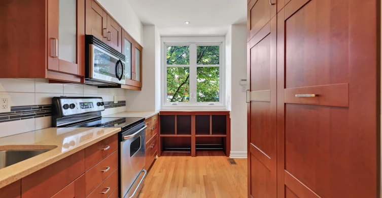 107 A Third Avenue, Ottawa, ON, K1S 2J7 - 7
