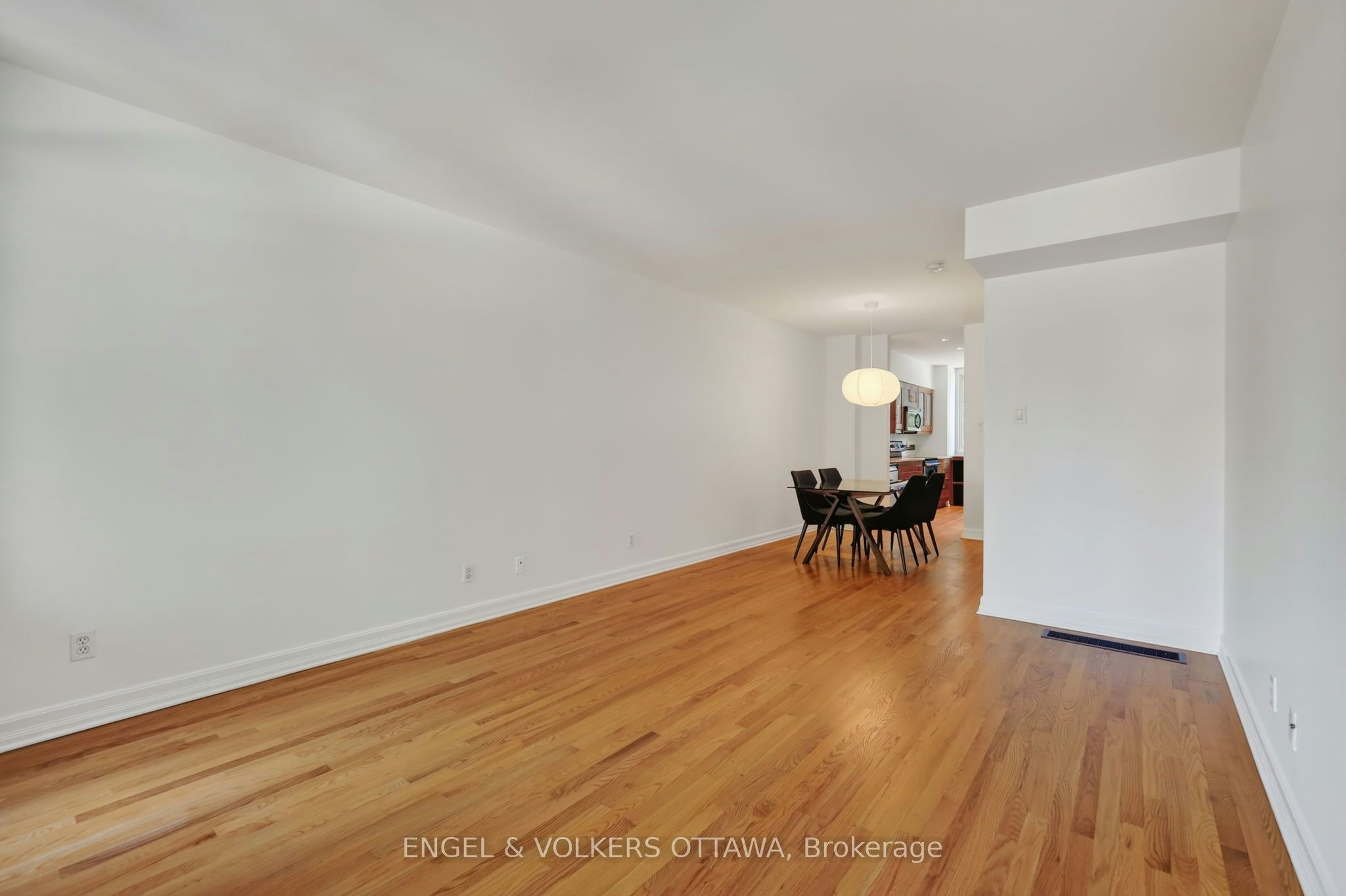 107 A Third Avenue, Ottawa, ON, K1S 2J7 - 16
