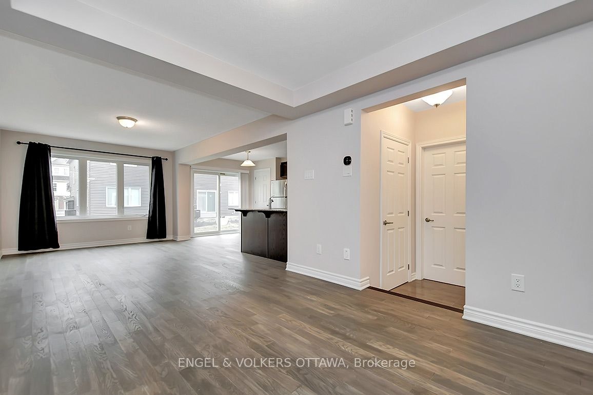135 Lanceleaf Way, Ottawa, ON, K2V 0K7 - 4