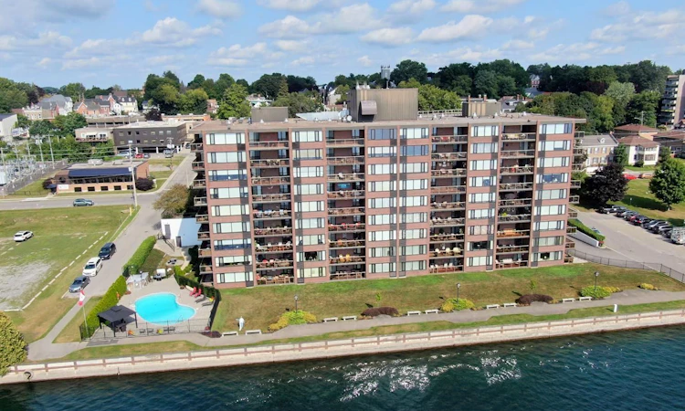 110-55 Water Street E