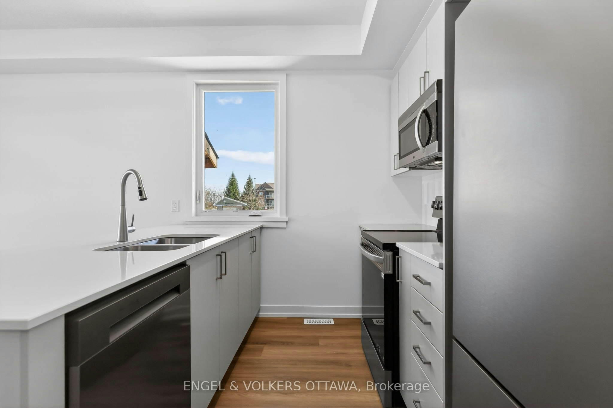 138 Stardust Private, Ottawa, ON, K1T 3W6 - 19
