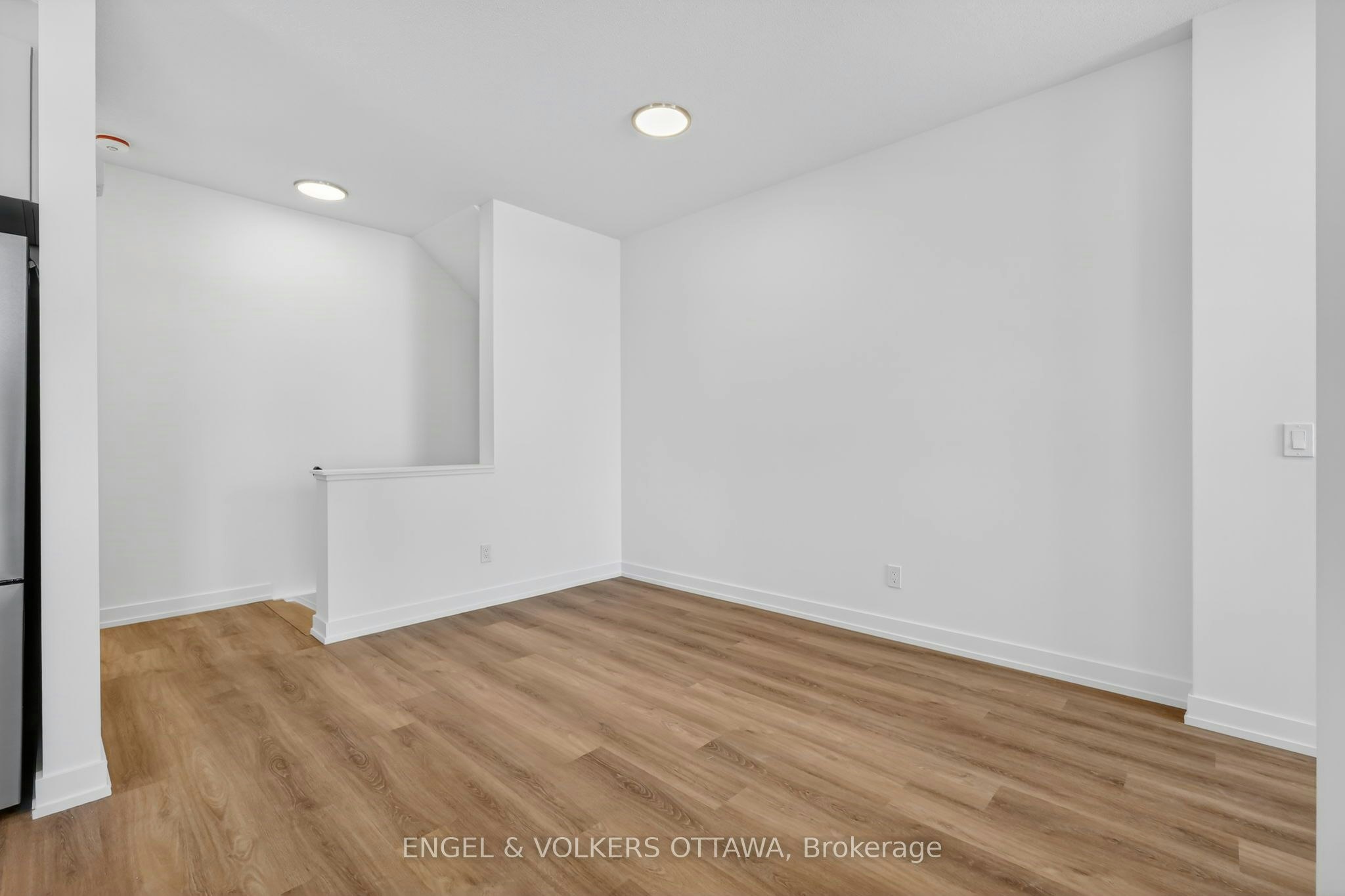 138 Stardust Private, Ottawa, ON, K1T 3W6 - 7