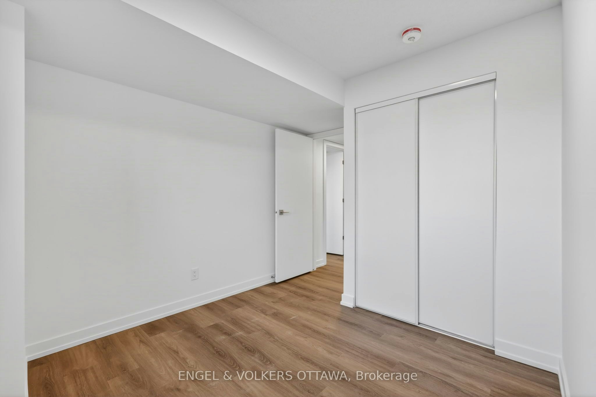 138 Stardust Private, Ottawa, ON, K1T 3W6 - 33