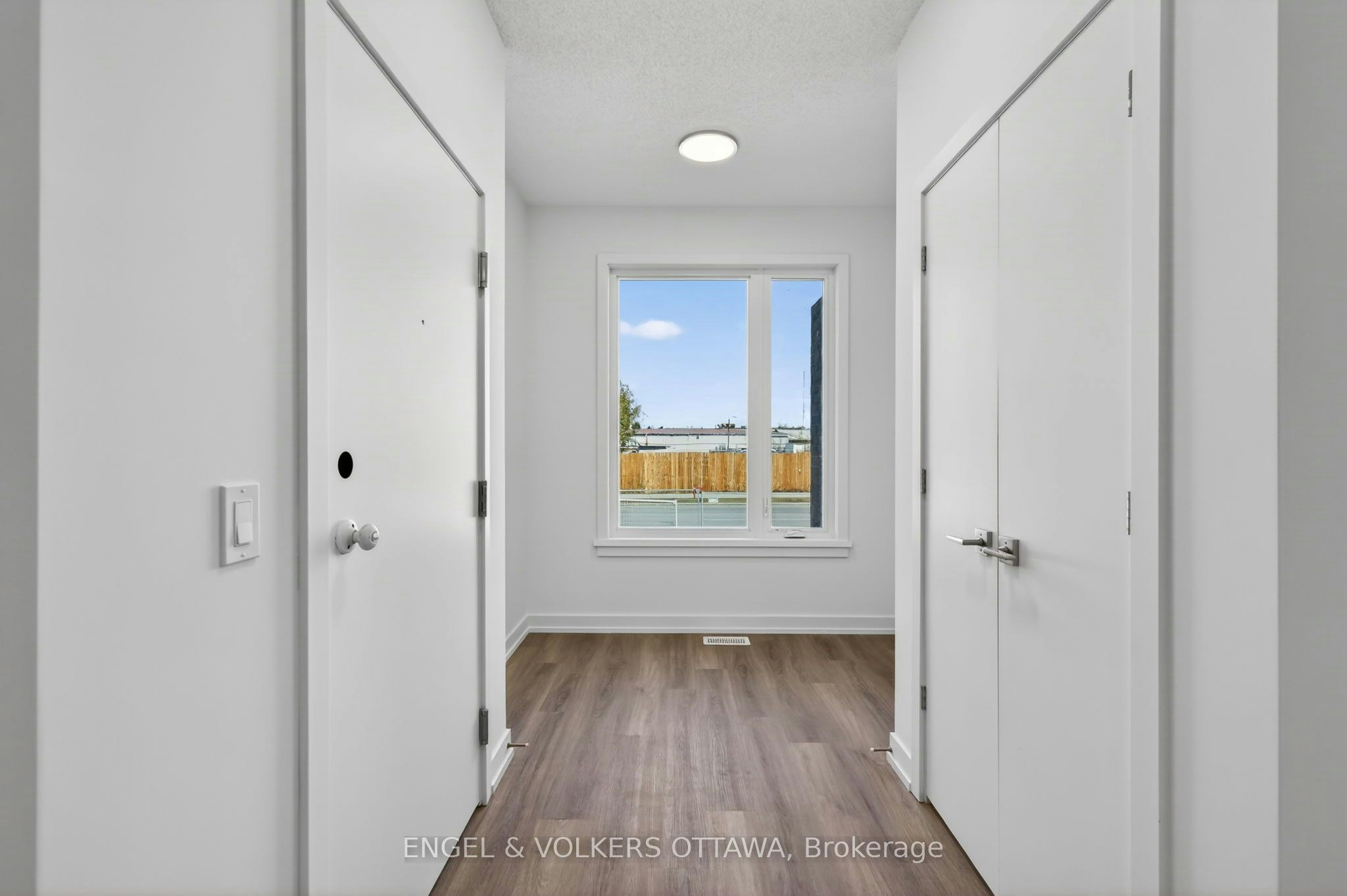138 Stardust Private, Ottawa, ON, K1T 3W6 - 5