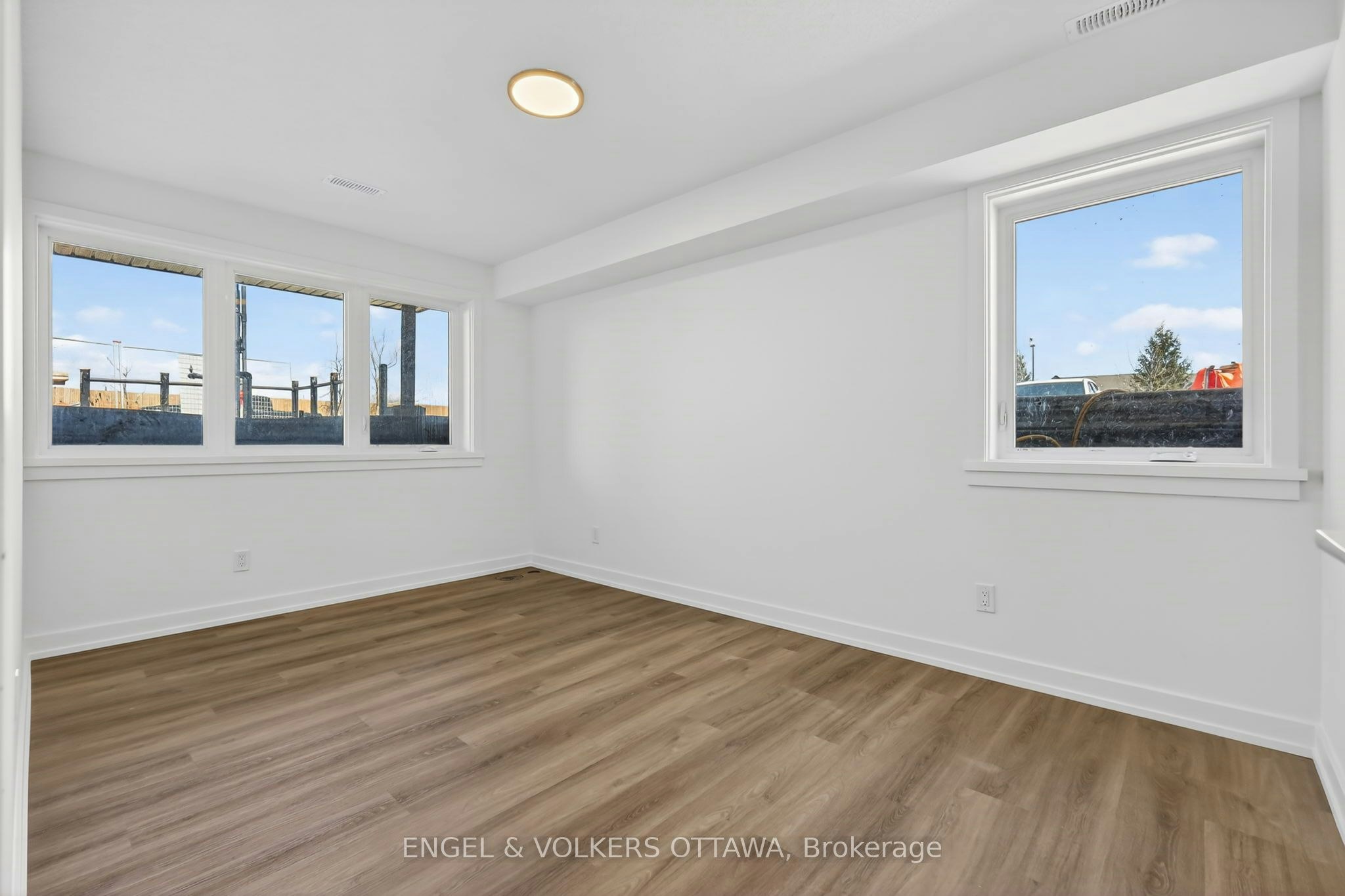 138 Stardust Private, Ottawa, ON, K1T 3W6 - 26