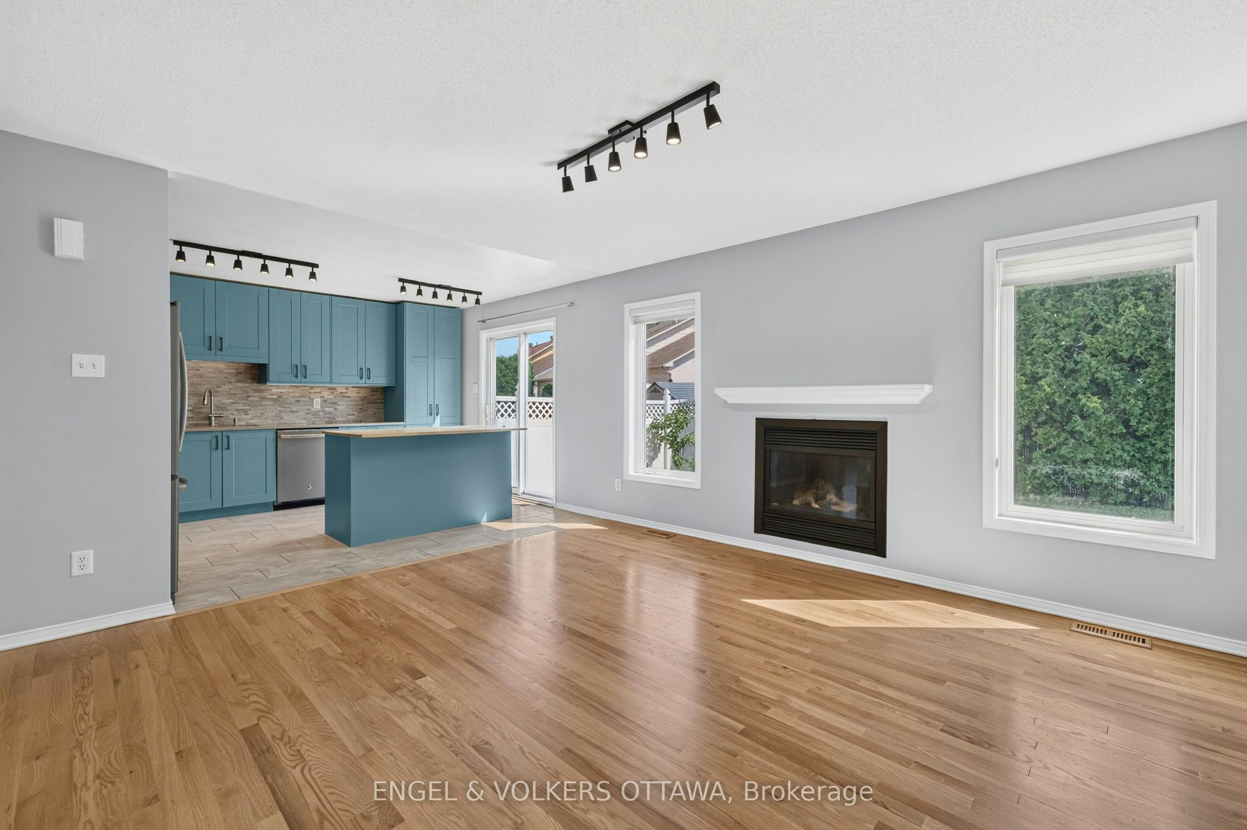 2123 Esprit Drive, Ottawa, ON, K4A 4K2 - 12