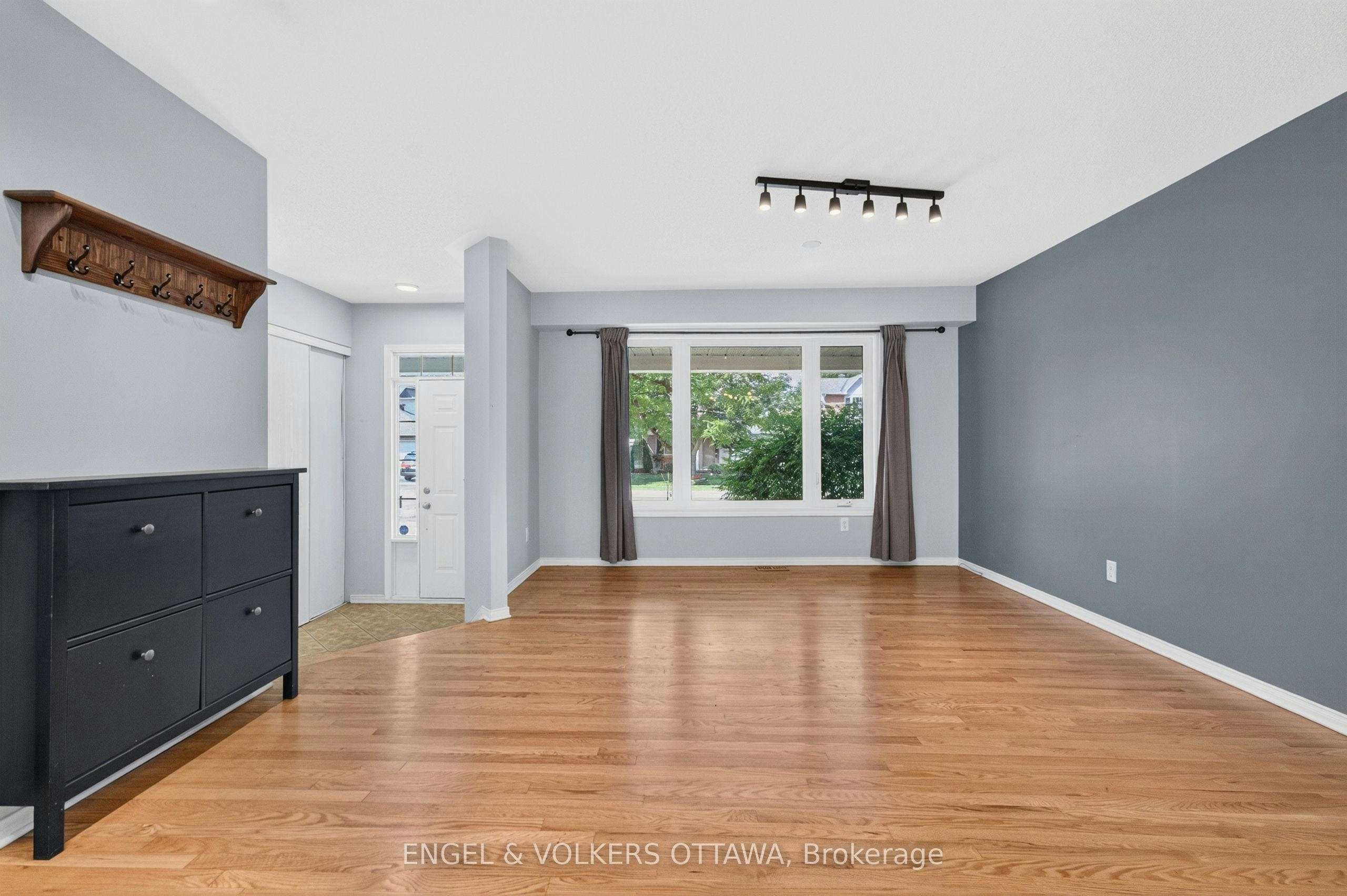 2123 Esprit Drive, Ottawa, ON, K4A 4K2 - 9