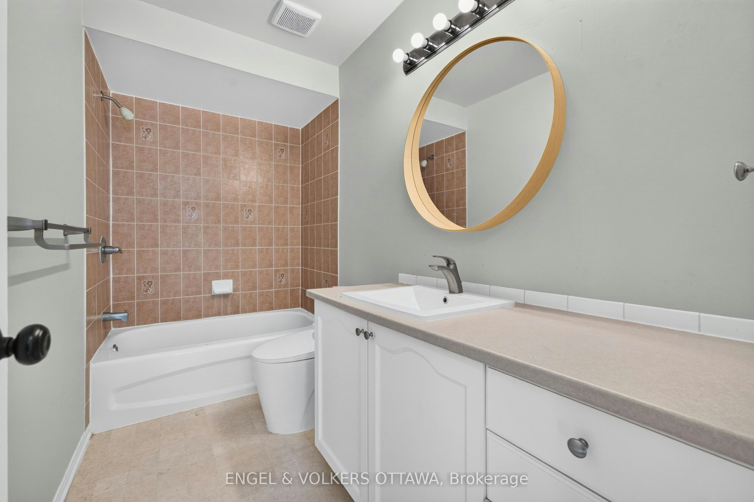 2123 Esprit Drive, Ottawa, ON, K4A 4K2 - 36