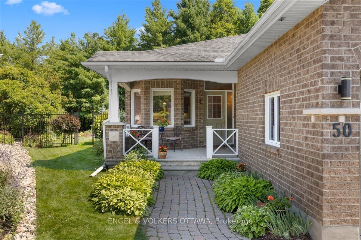 50 Nighthawk Crescent, Ottawa, ON, K2M 2X6