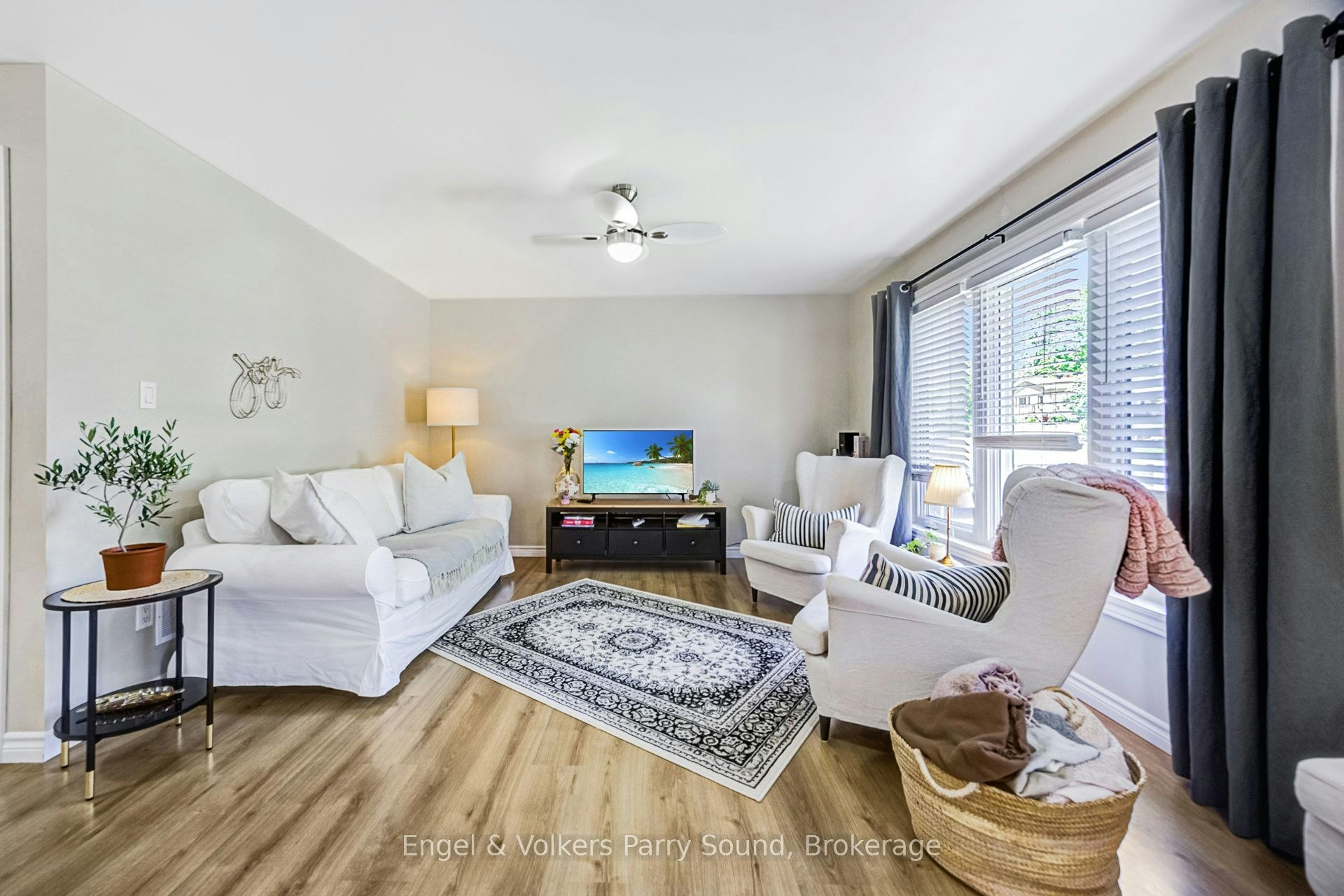 A-6 Lawrence Street, Parry Sound, ON, P2A 2E2 - 7
