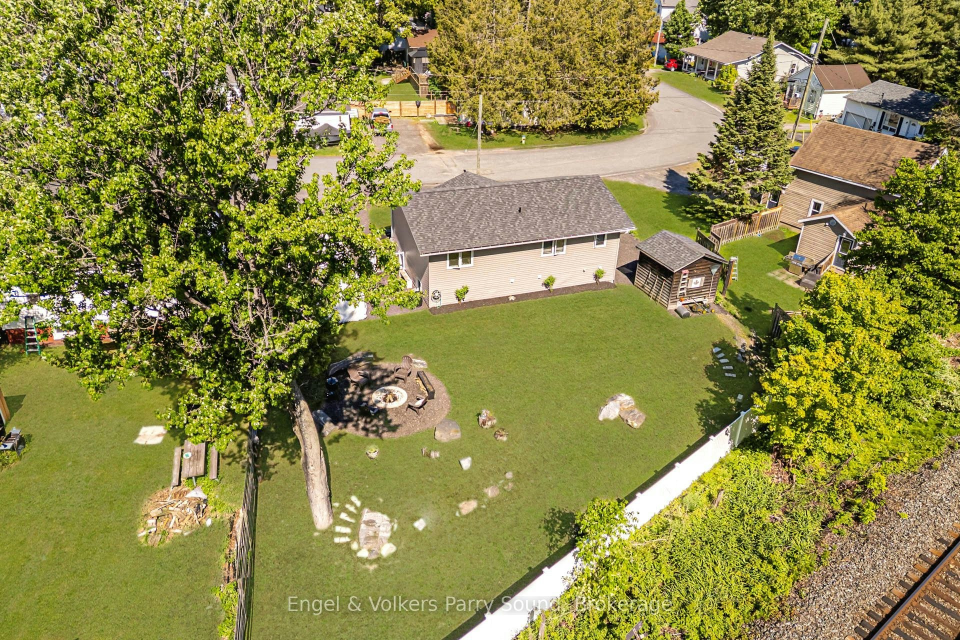 B-6 Lawrence Street, Parry Sound, ON, P2A 2E2 - 17