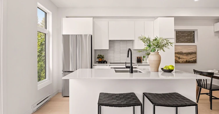 A-47 Fairmont Avenue, Ottawa, ON, K1Y 1X4 - 2