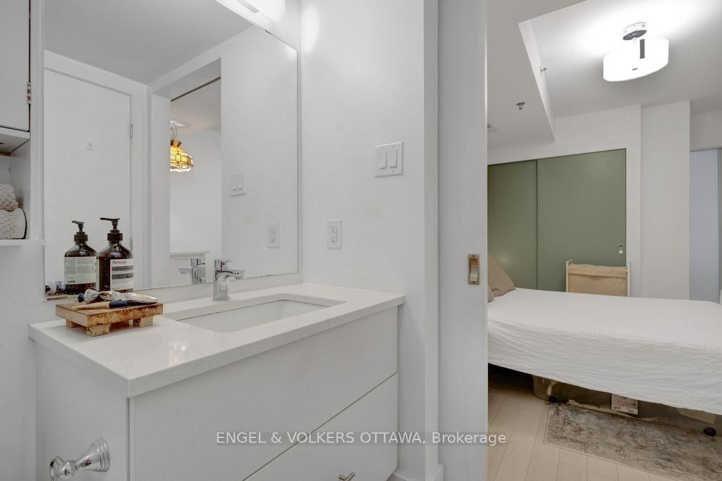 108 Richmond 108 Road, Ottawa, ON, K1Z 6V9 - 20