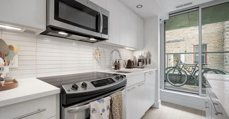 108 Richmond 108 Road, Ottawa, ON, K1Z 6V9 - 11