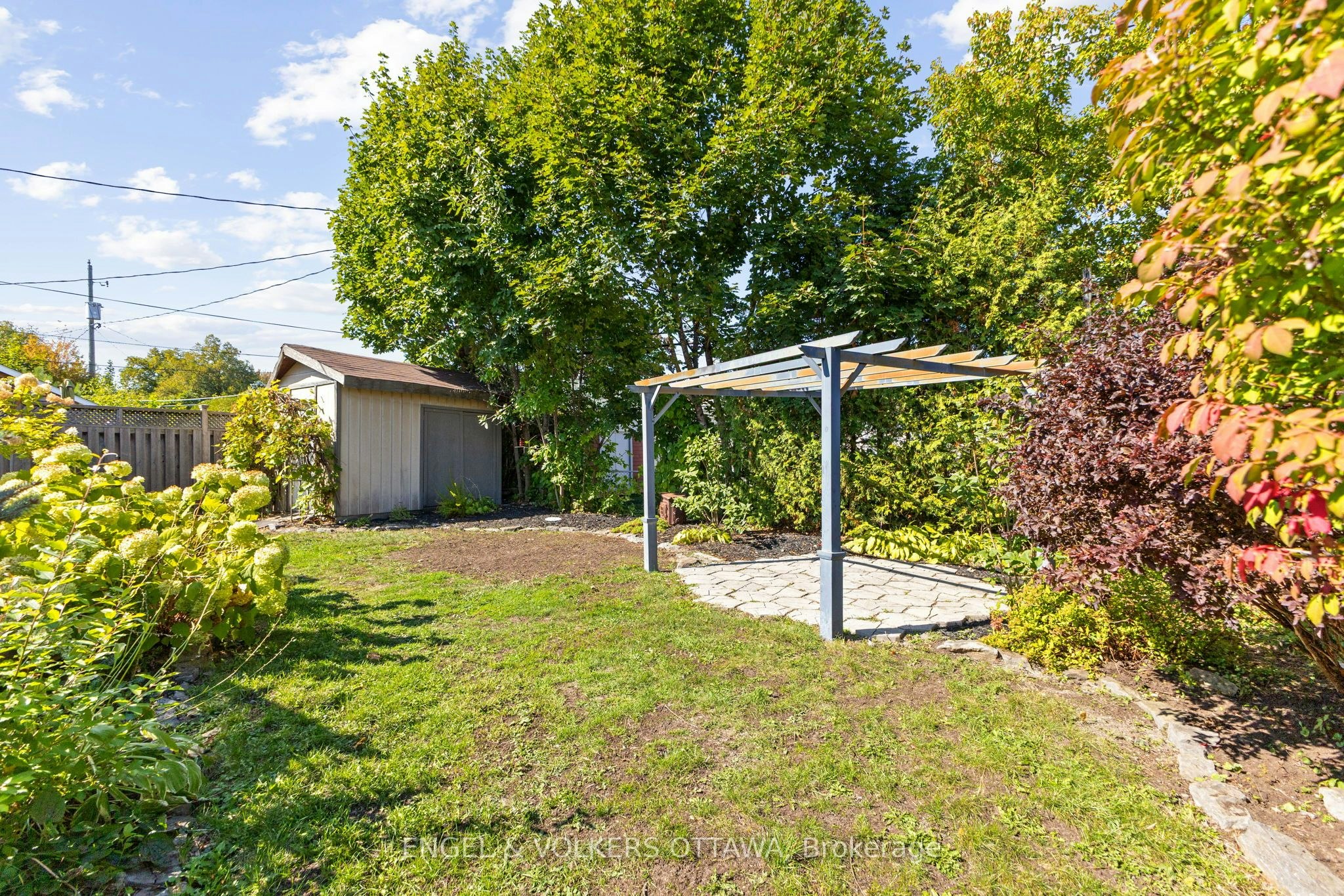 855 Weston Drive, Ottawa, ON, K1G 1W5 - 32