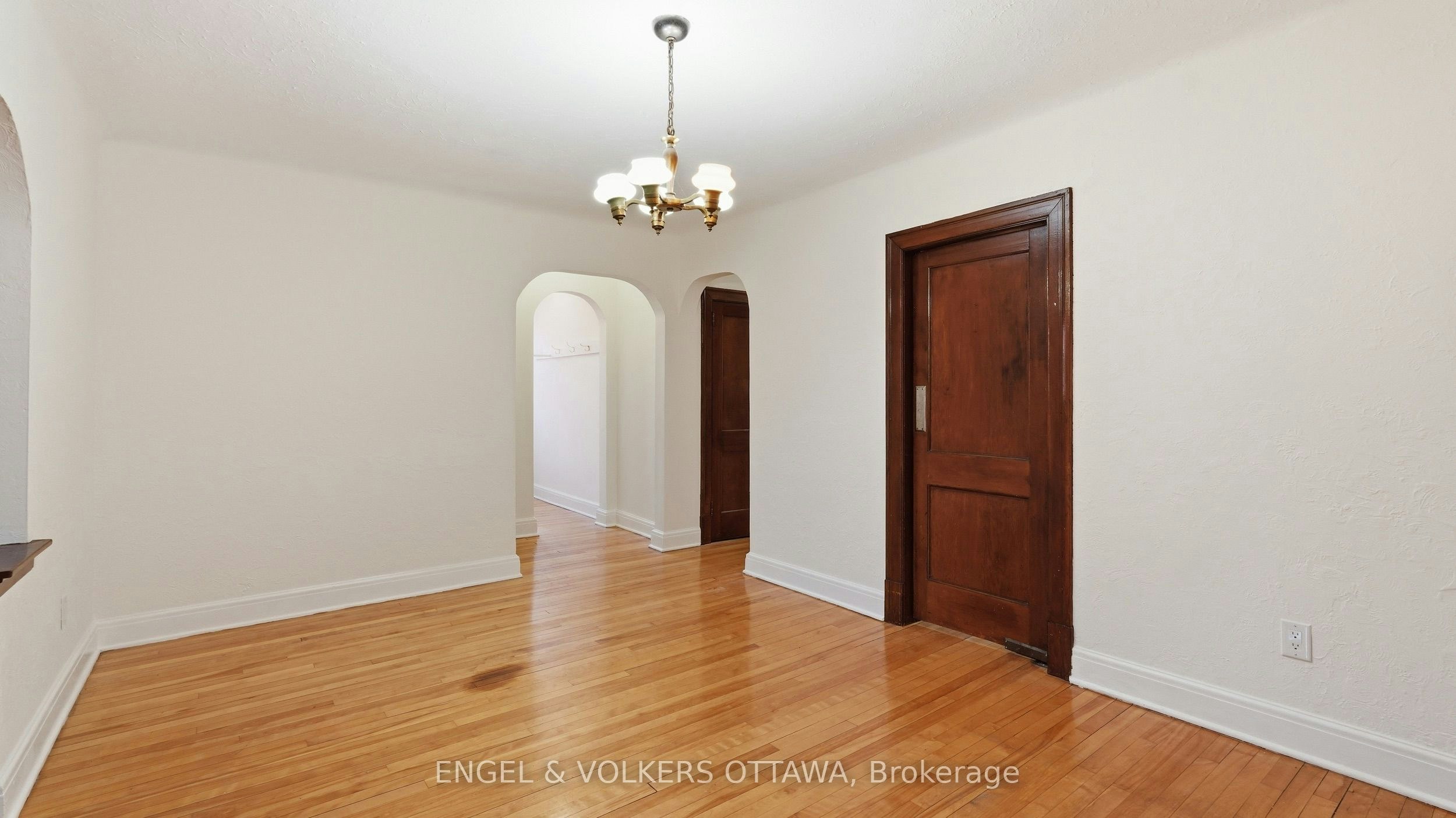 3-99 Charlotte Street, Ottawa, ON, K1N 8J9 - 2