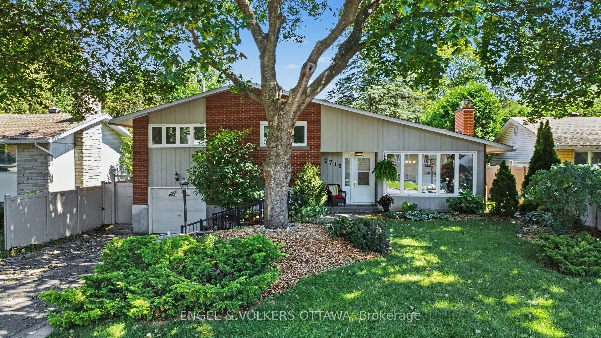 2715 Colman Street, Ottawa, ON, K1V 8J8