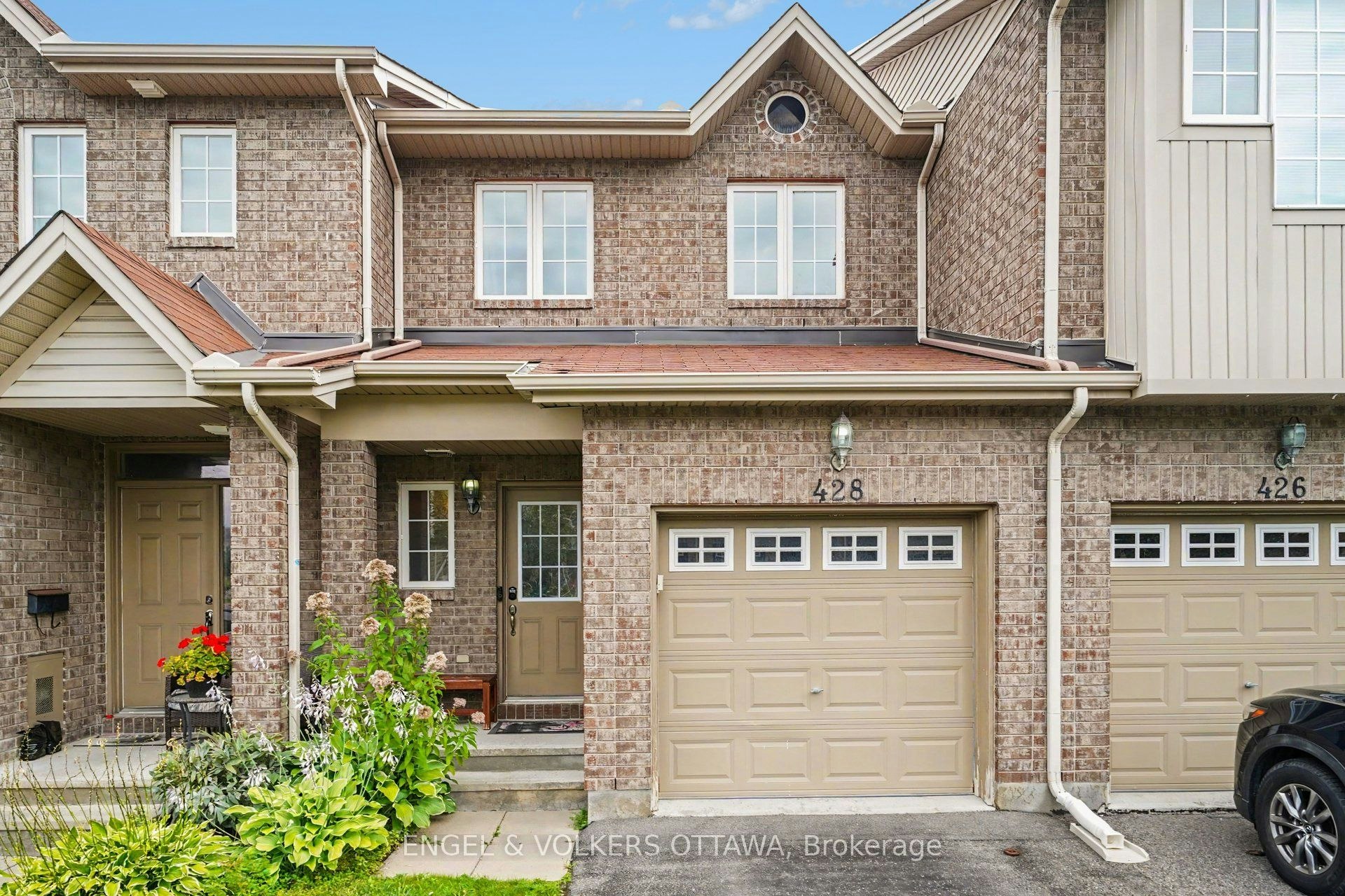 428 Dusk Private, Ottawa, ON, K4A 0V2